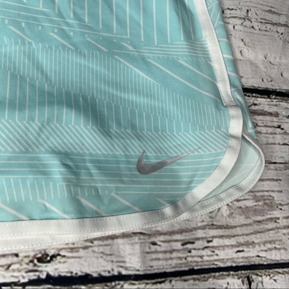 Nike Golf Dri-Fit Skort Size M - Picture 3 of 8